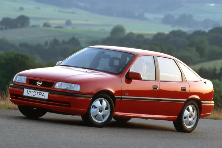 Історія популярності Opel Vectra